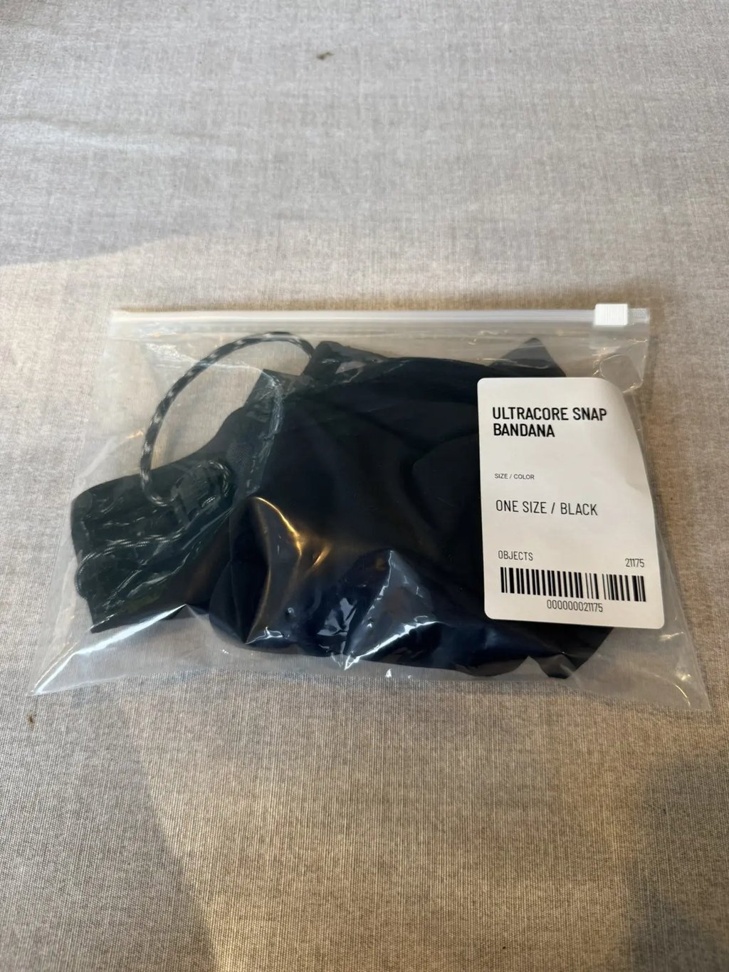 Outlier Ultracore Snap Bandana Black, Men's