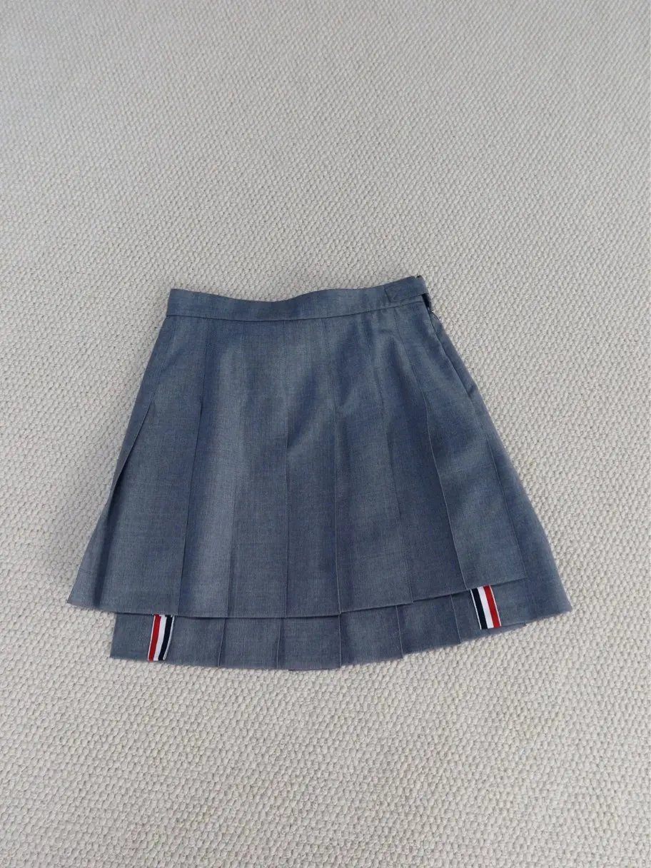Thom Browne Classic Wool Pleated Skirt Gray 38, Women's (Size 26)