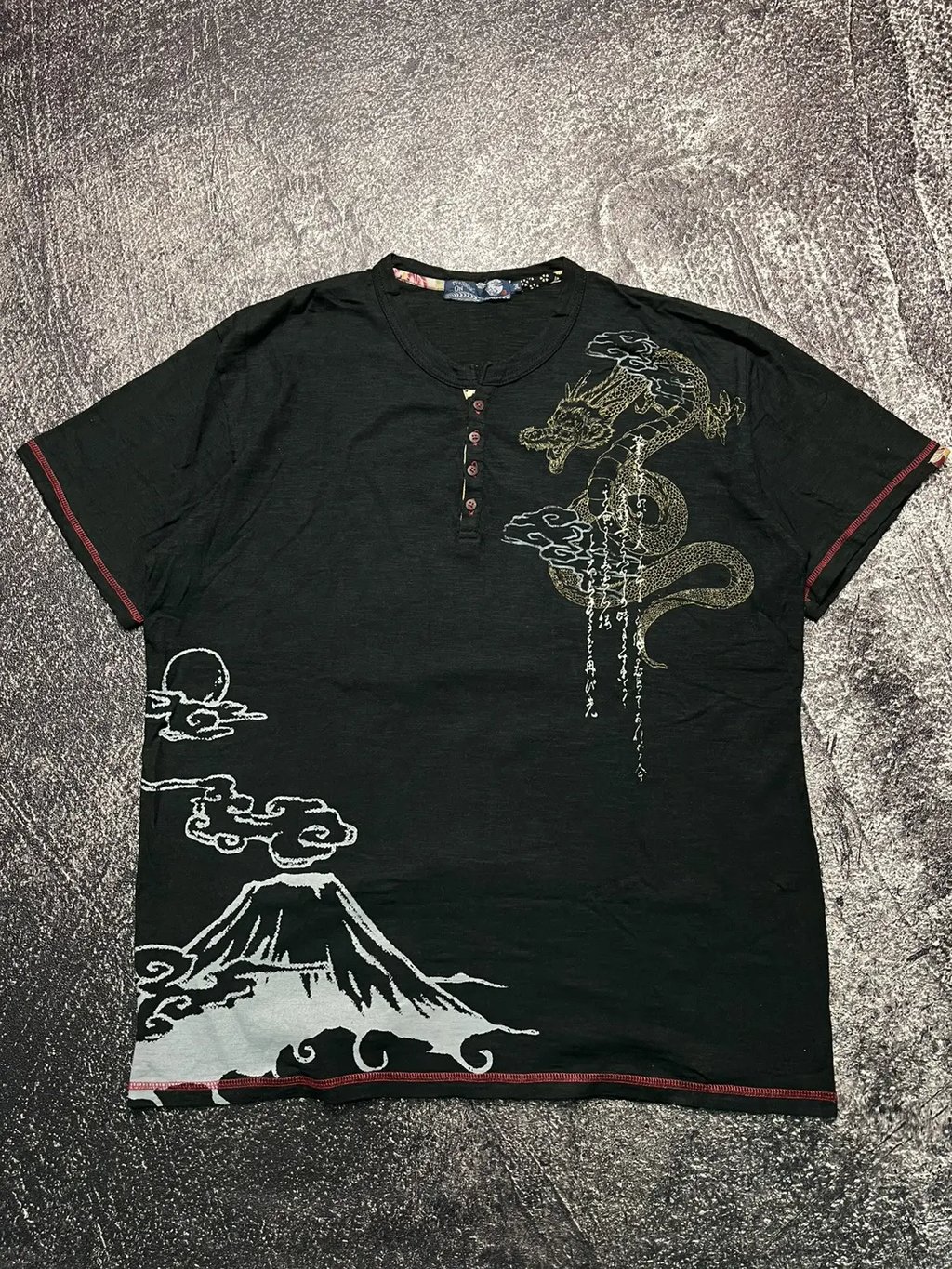Vintage Sukajan Mountain/Dragon T-Shirts in Black, Men's (Size Xxl)