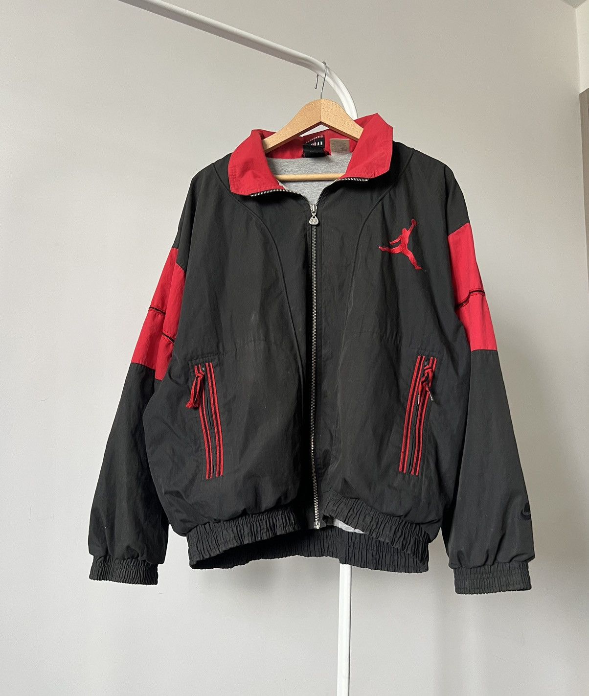 Vintage 90's Nike Air Jordan Embroidery in Black, Men's (Size Medium)