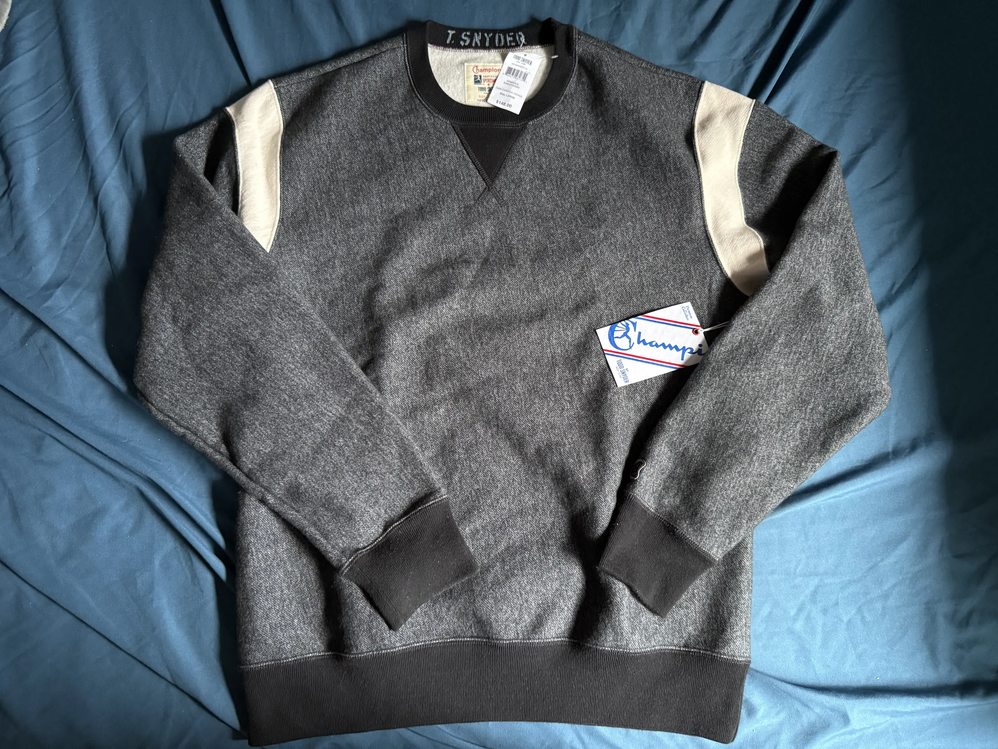 Champion Crewneck Sweater Sweatshirt $148 in Black, Men's (Size Large)