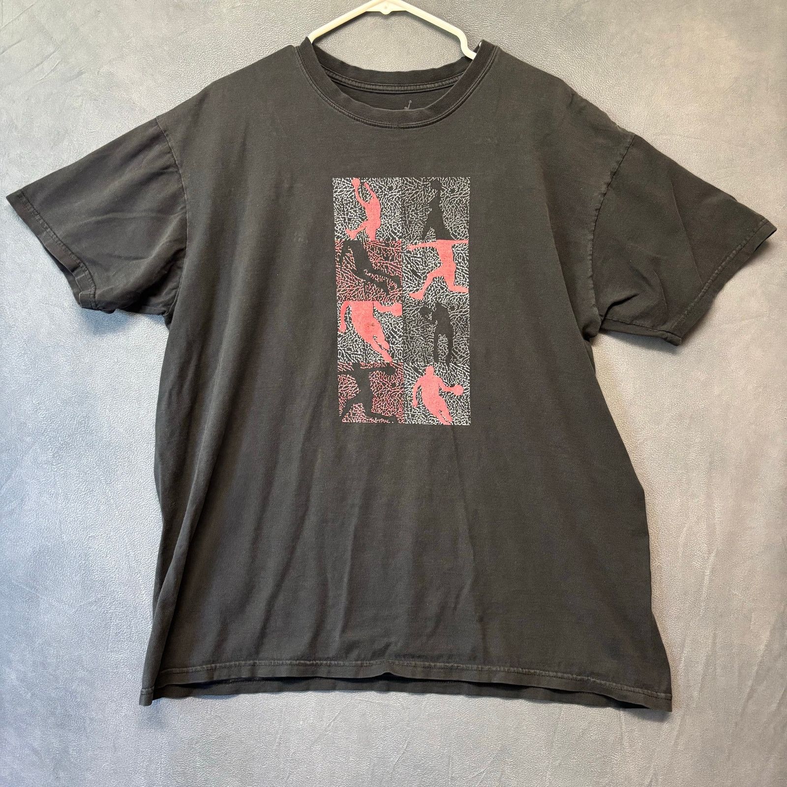 Vintage Nike Jordan Tee Thrashed Skater Grunge Basketball XL in Black, Men's