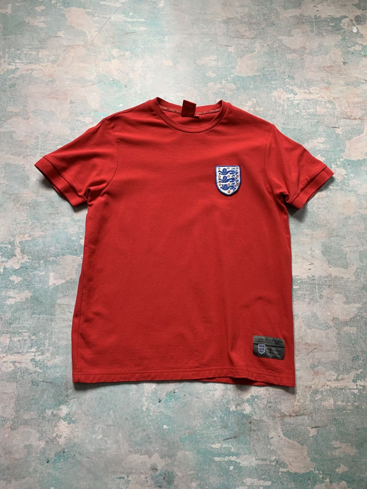 England National Football Team T-Shirt Embroidered Logo Tee, Men's (Size Large)