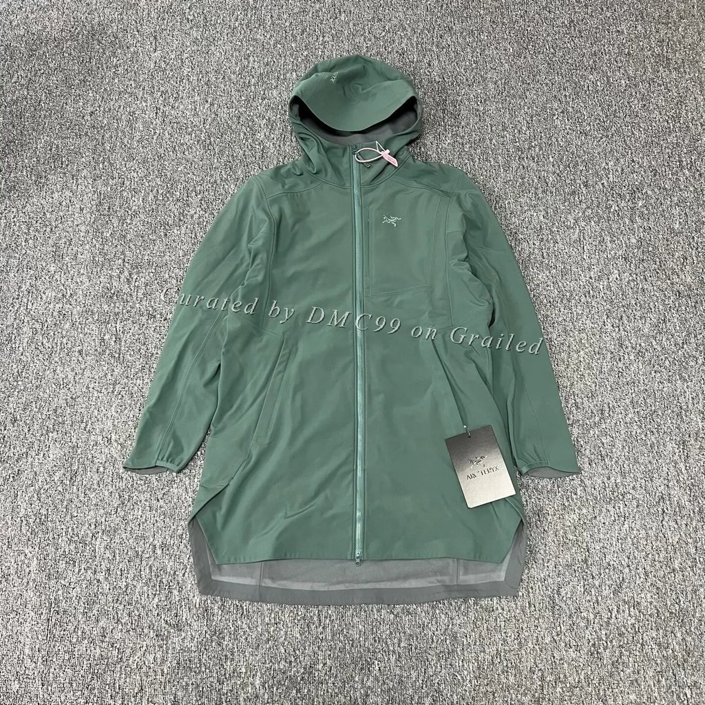 Arc'teryx Gamma Mid-Length Softshell Coat in Green, Women's
