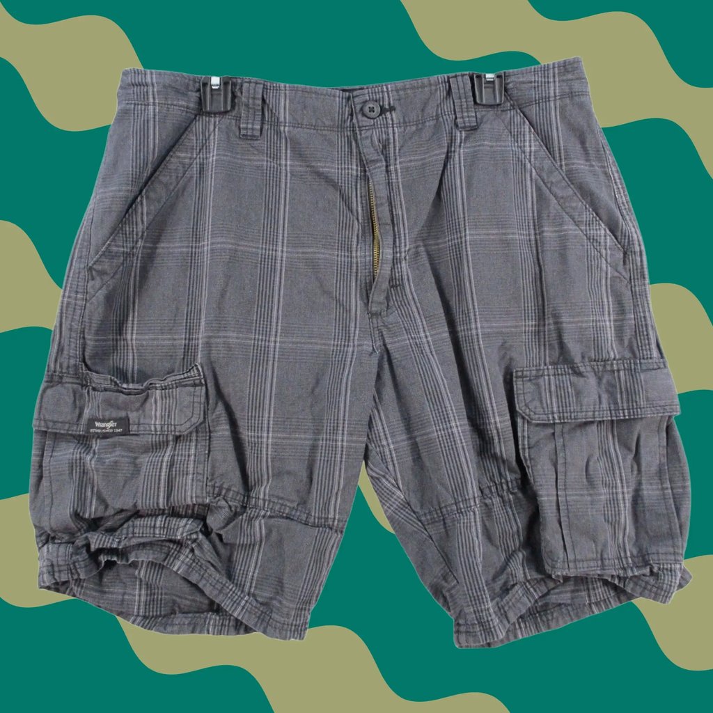 Wrangler Cargo Shorts Mens 36 Grey Plaid Relaxed Fit Outdoor Utility Pockets in Gray, Men's