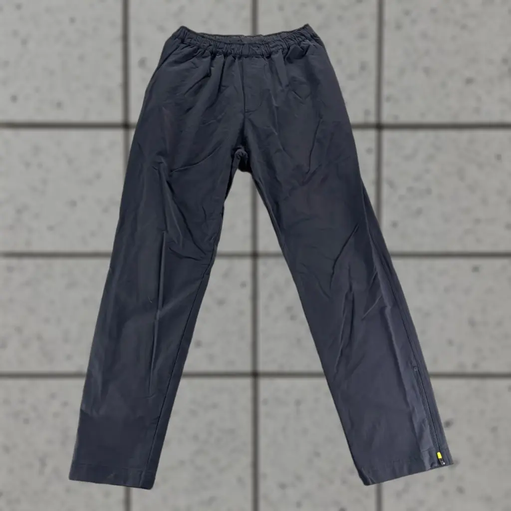 Olivers Track Pants Mens Large Gray Nylon Stretch Slim Fit Zip Legs Pants Size L Mens Gray 30 Inseam Running Jogging Sold Pre-Owned in Grey
