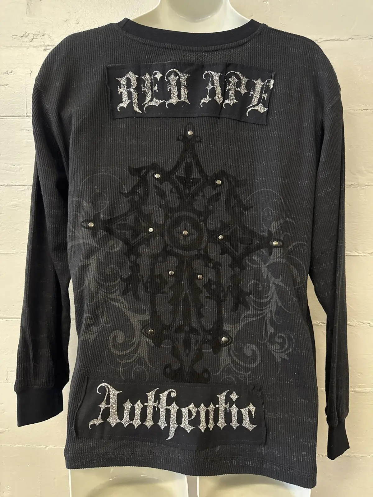 Affliction Y2K Red Ape Long Sleeve Thermal Men's Grunge Shirt Medium in Black