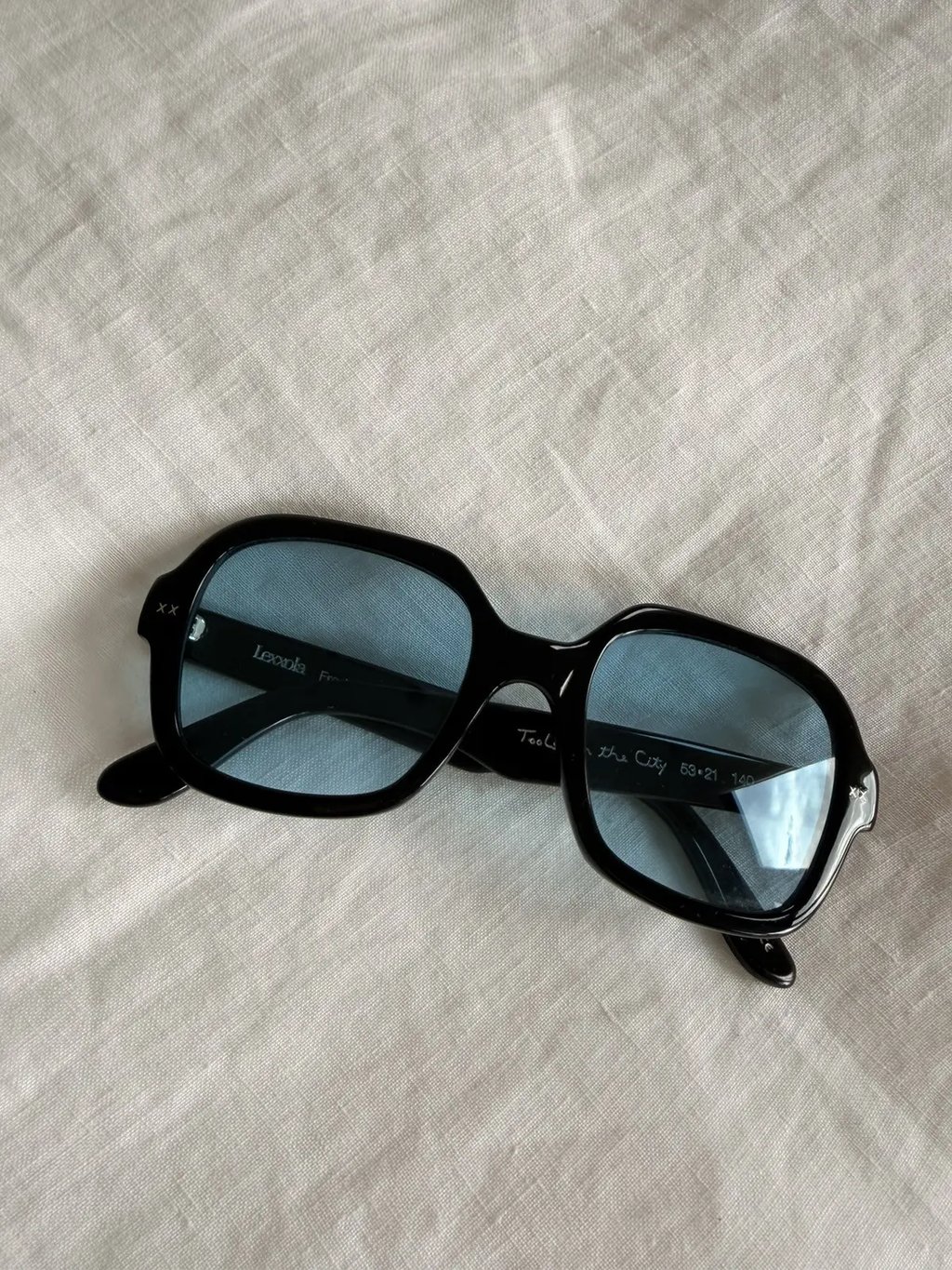 Lexxola Freddy Sunglasses in Black, Women's