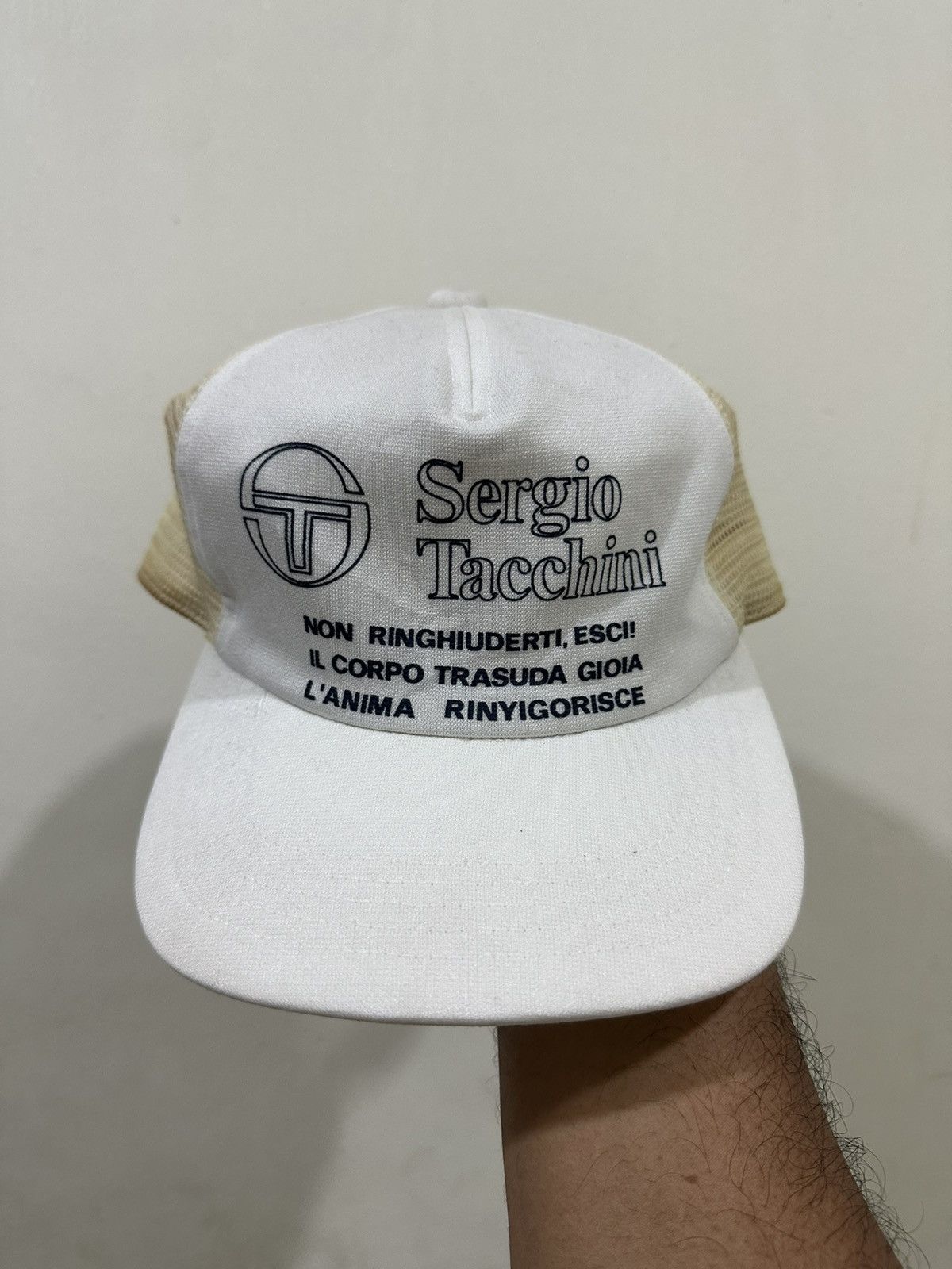 Sergio Tacchini VTG 90’S Sergio Tucchini Trucker Hat in White, Men's