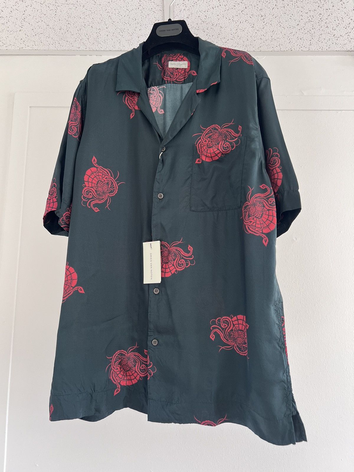Dries Van Noten $600-700 Viscose Short-Sleeved Shirt, Camp Collar, It50 in Green (Size Medium)