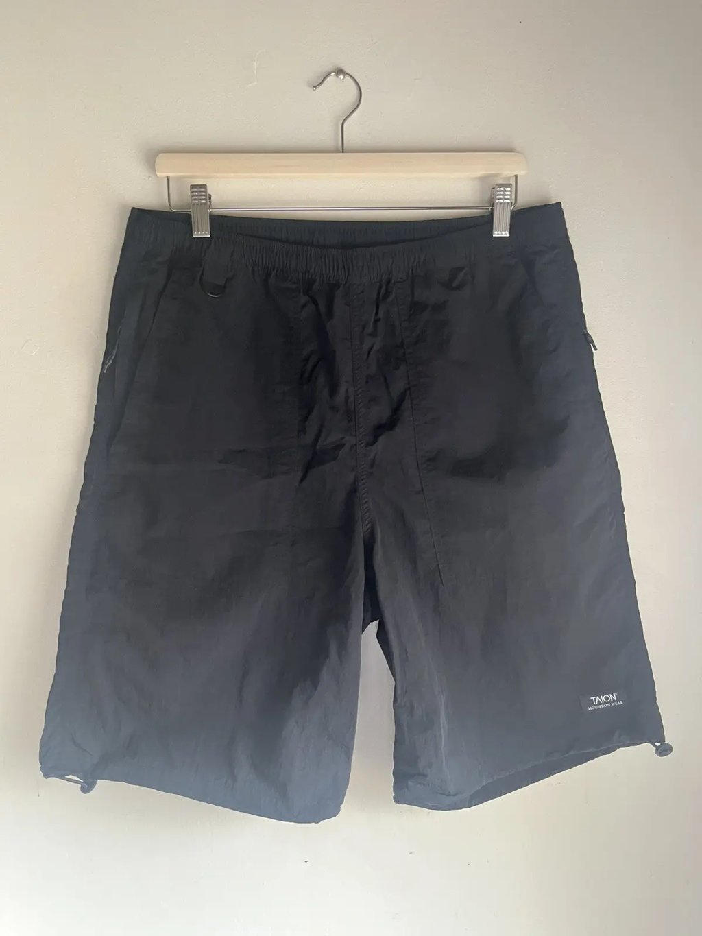 Taion Mountain Down Shorts Black, Men's (Size 34)