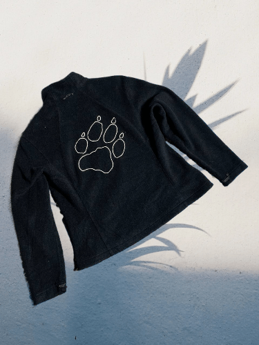 Jack Wolfskin Vintage 80's Spellout Crewneck Faded in Black, Men's (Size Small)