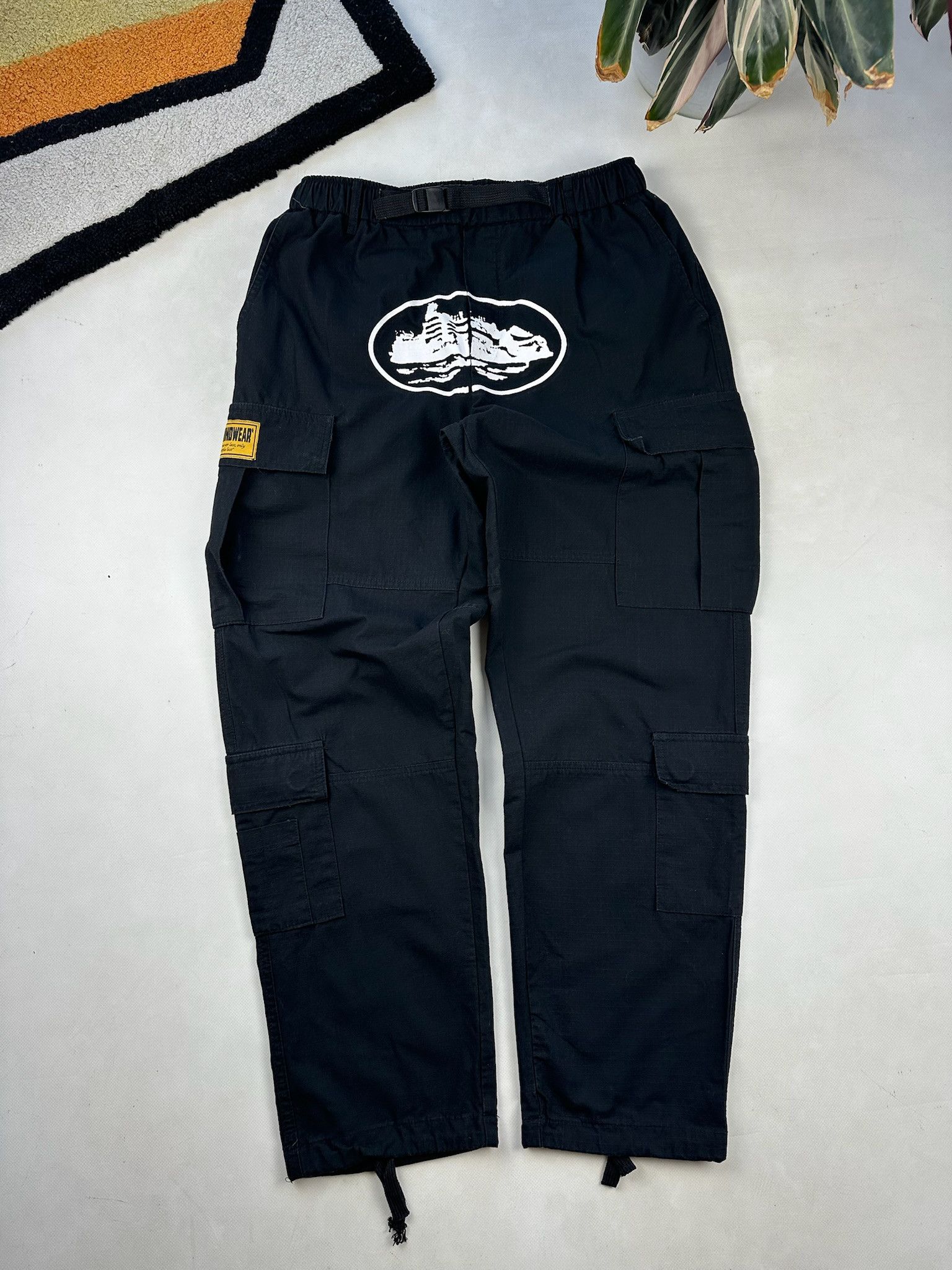 Corteiz Cortiez Guerillaz Cargos in Black, Men's (Size 34)