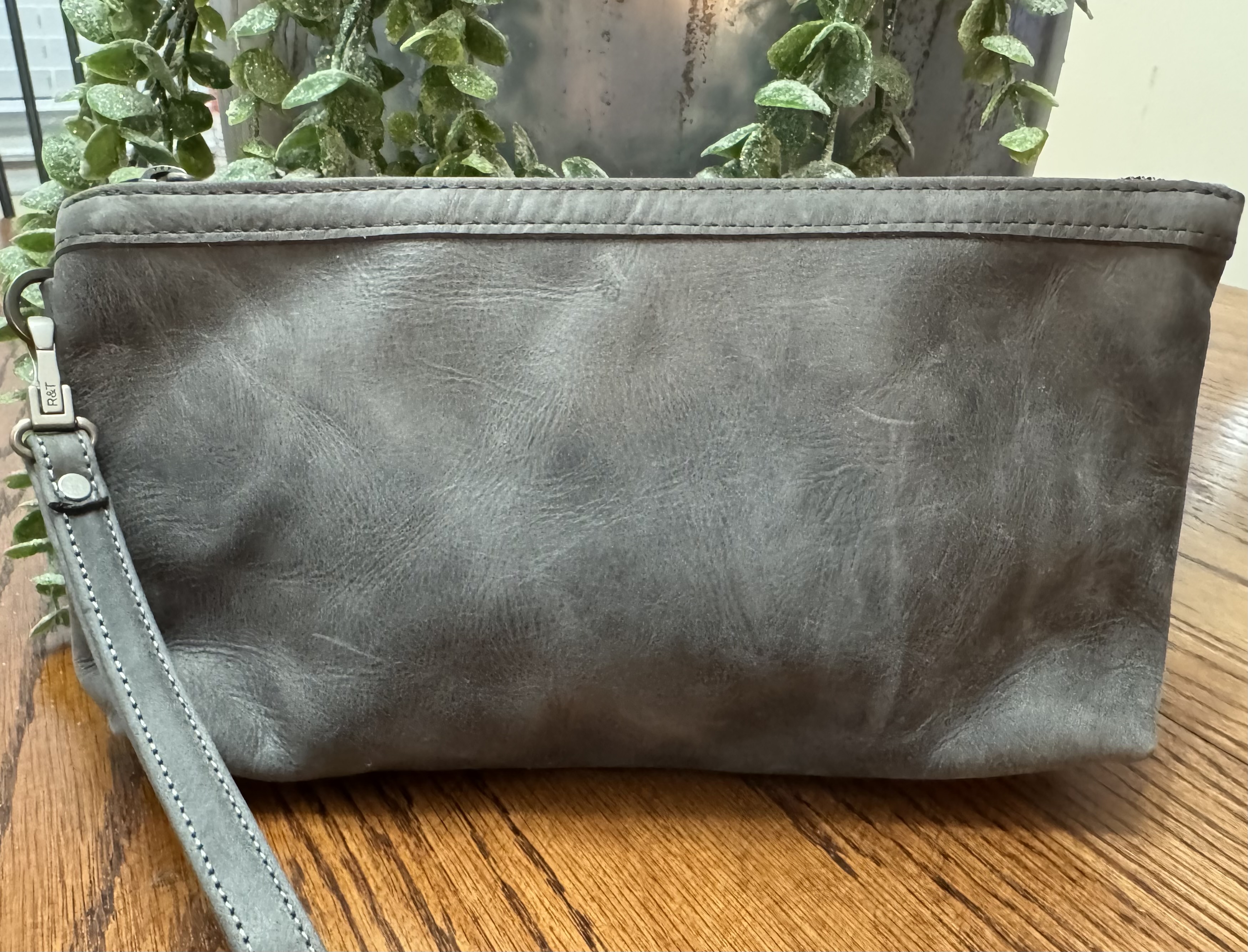 zip pouch | large