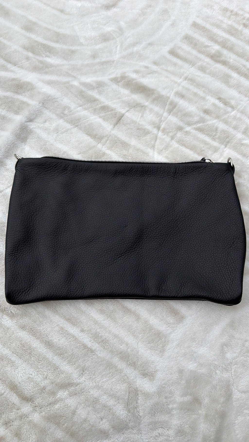 Honed black covet