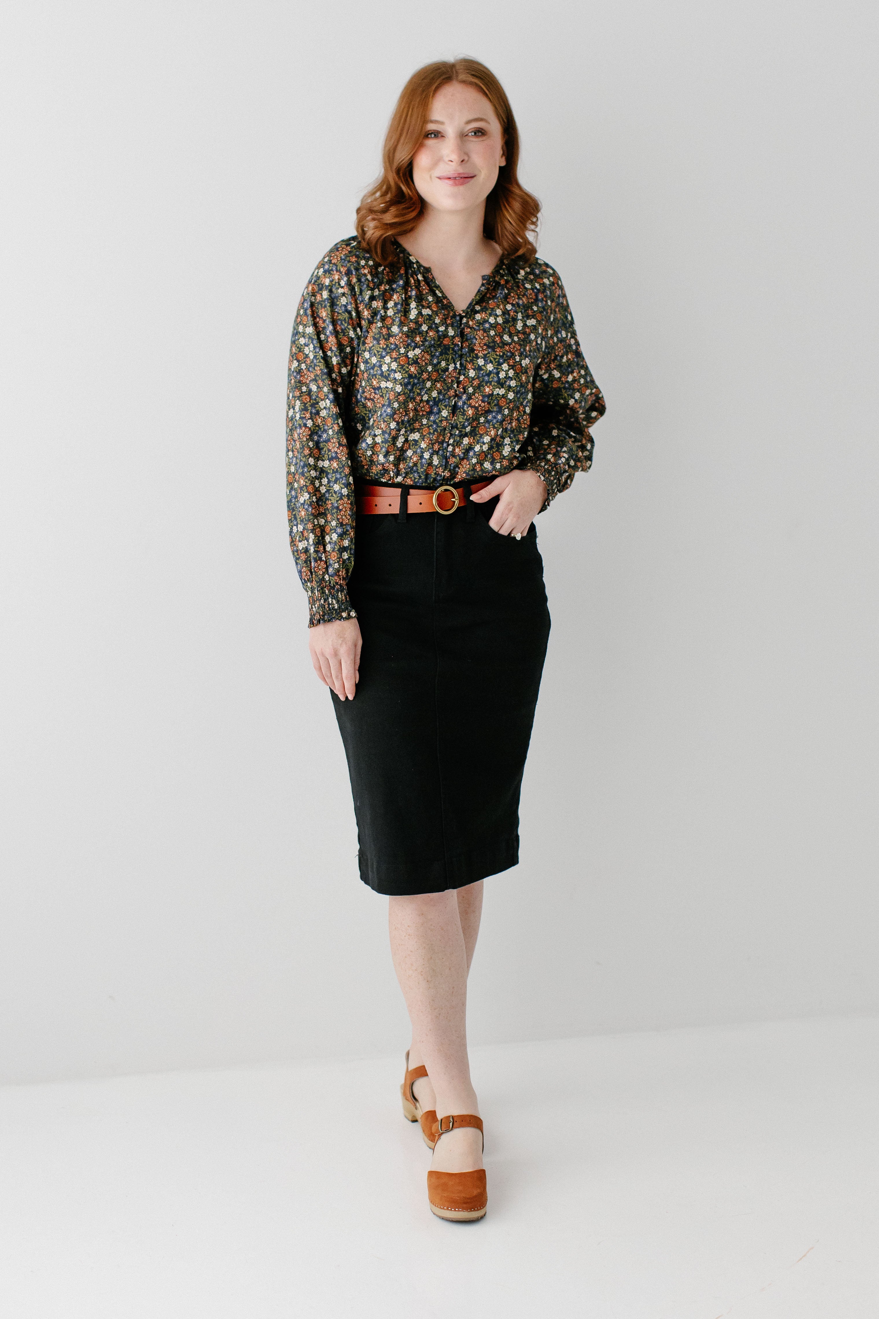 'Leah' Stretch Denim Skirt in Black 