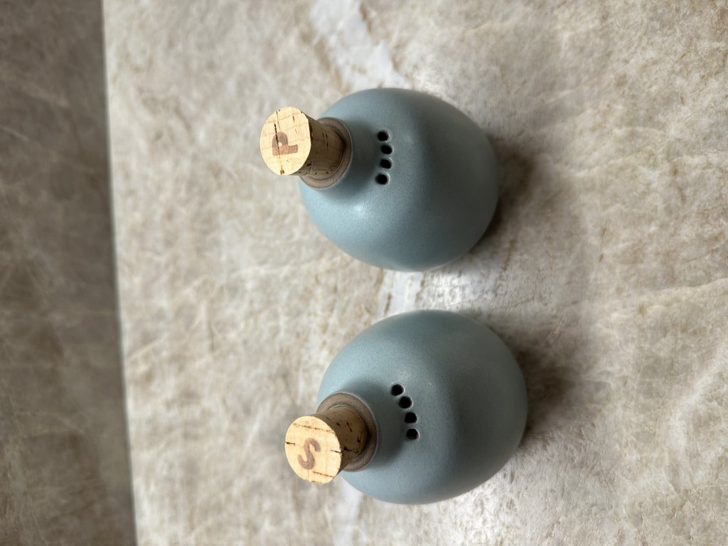 Salt & Pepper