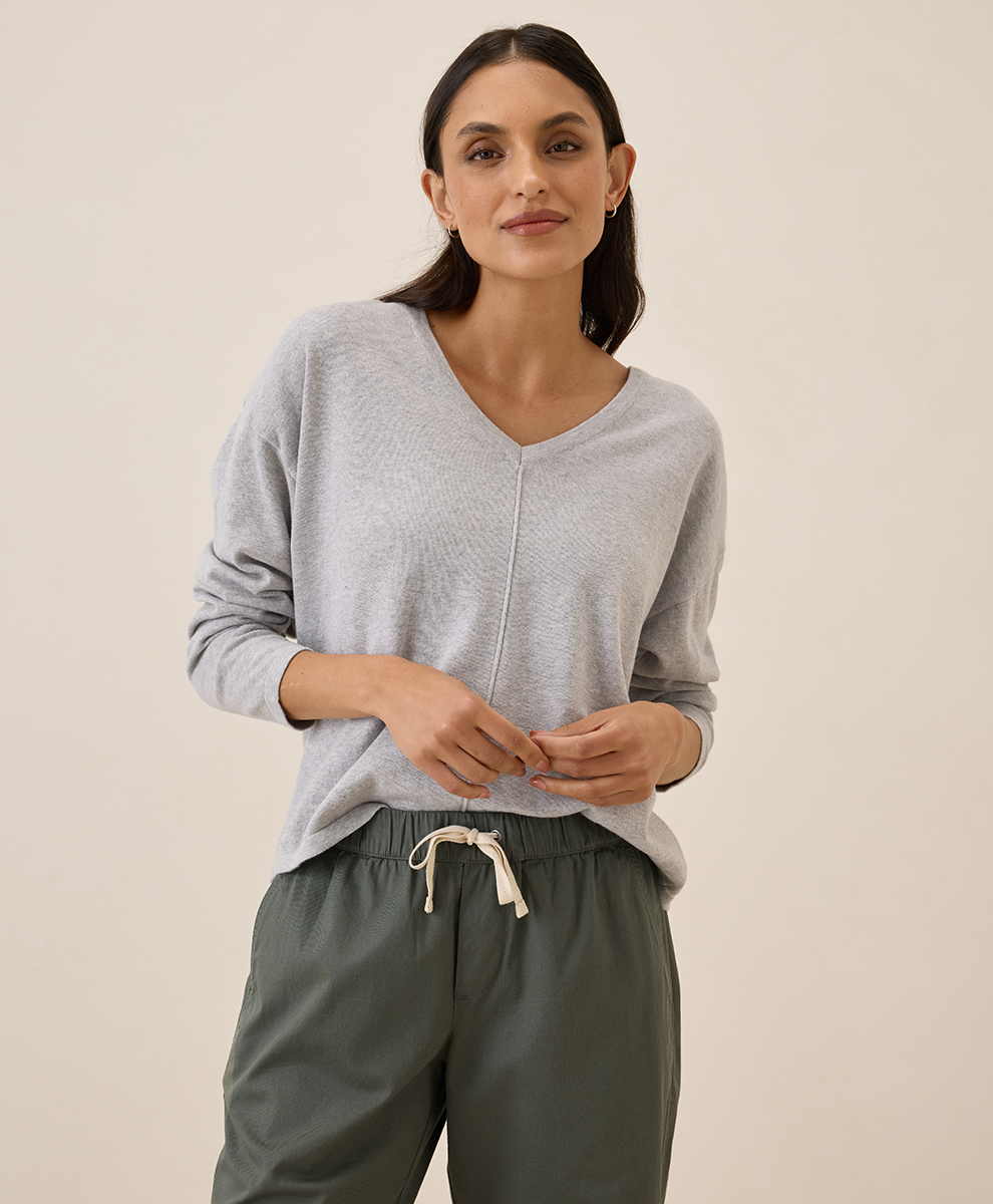Women's Classic Fine Knit Relaxed Sweater