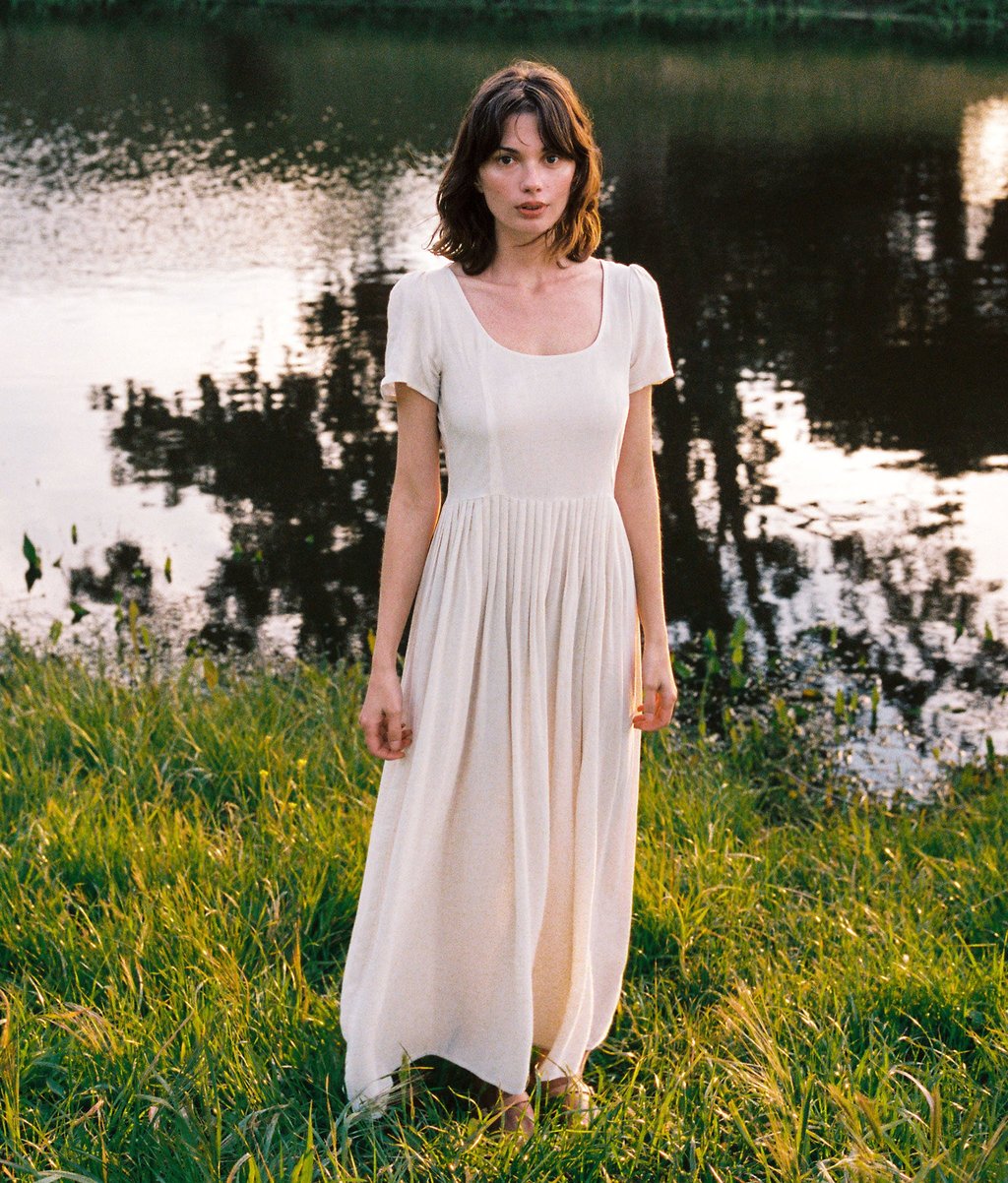 The Scarlet Dress Petites | Eggshell
