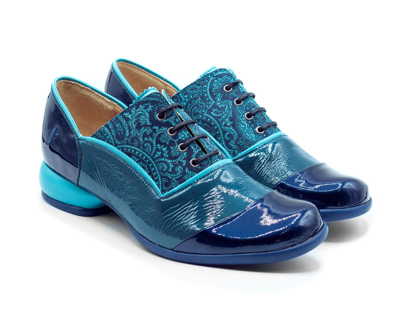 Fellowship Darby: Blue/Paisley