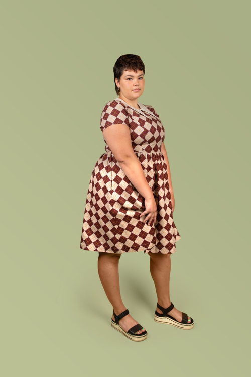 Dagger Dress in Saltine Argyle