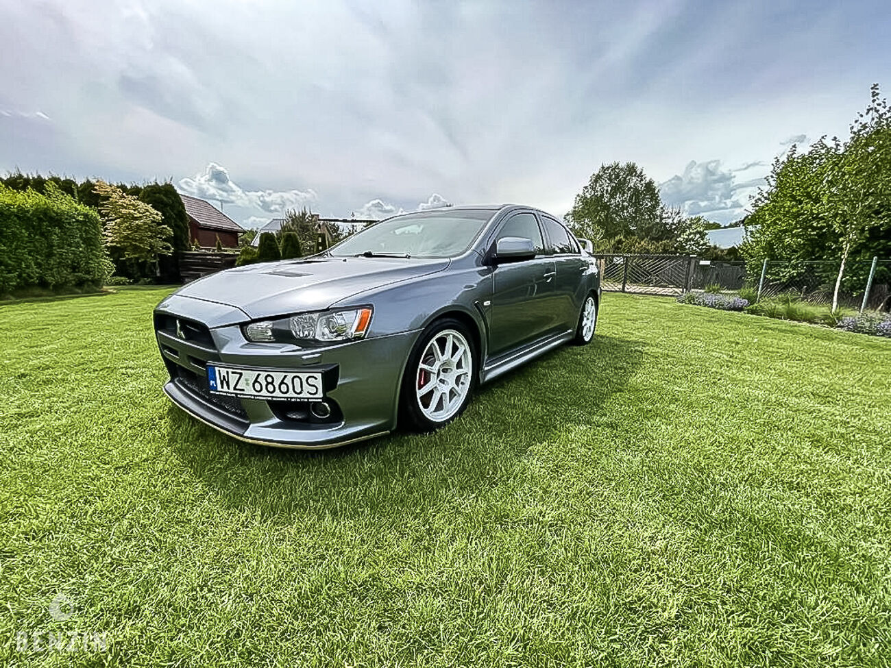 Benzin Mitsubishi Lancer Evo X 2014