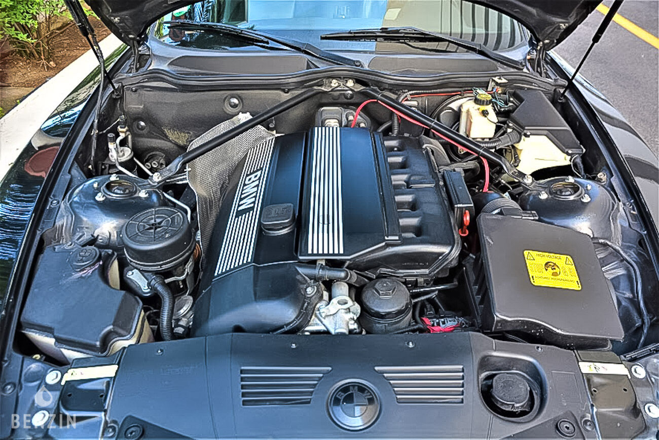 Benzin BMW Z4 3.0i 2004