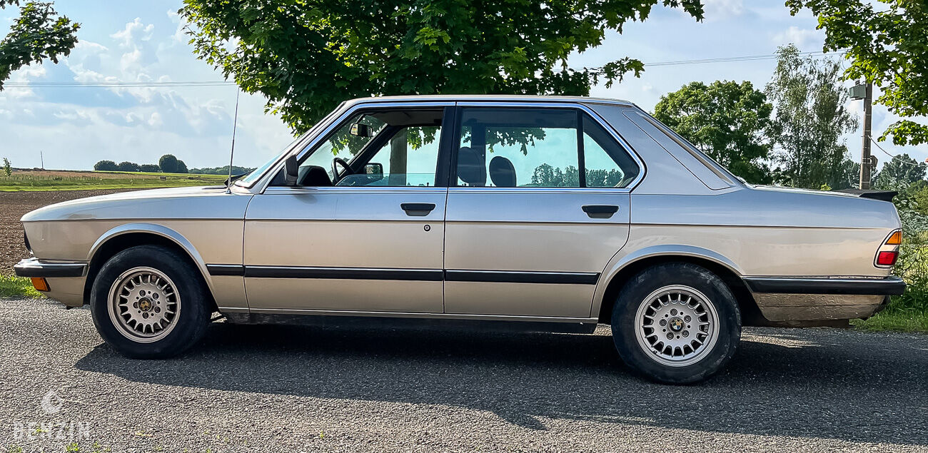 BMW 520i e28 - 1983 *Sans Réserve - Benzin.fr occasion à vendre se vende for sale te koop zu verkaufen