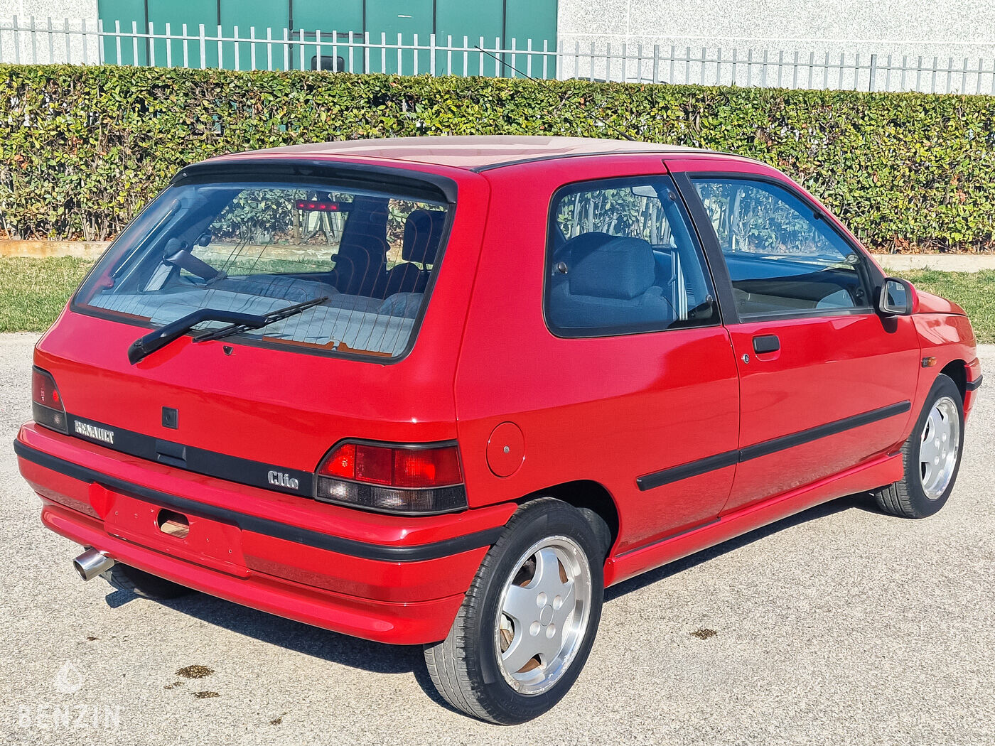 Benzin - Renault Clio RSi - 1996