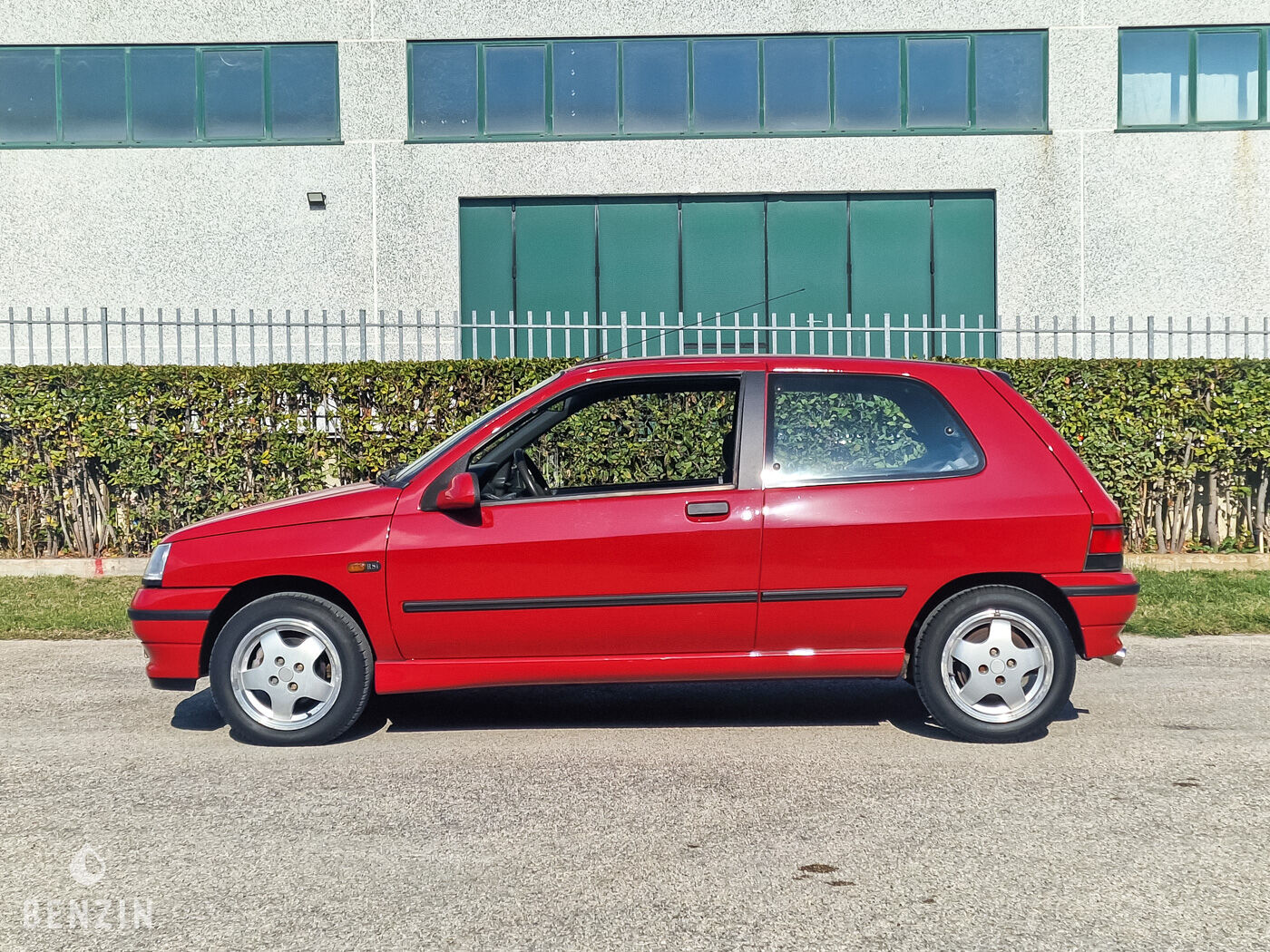 Benzin - Renault Clio RSi - 1996