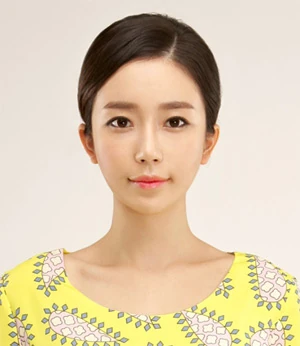 볼륨감 있는 하트라인얼굴, 지방이식으로 숨겨진 얼굴라인 찾아볼까 - 1 - 더라인성형외과