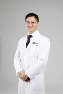 줄기세포 엉덩이지방이식 시 주의점은? - 1 - 더라인성형외과