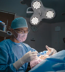 싹주사 개인별 맞춤 약물 배합과 일대일 시술 - 더라인성형외과