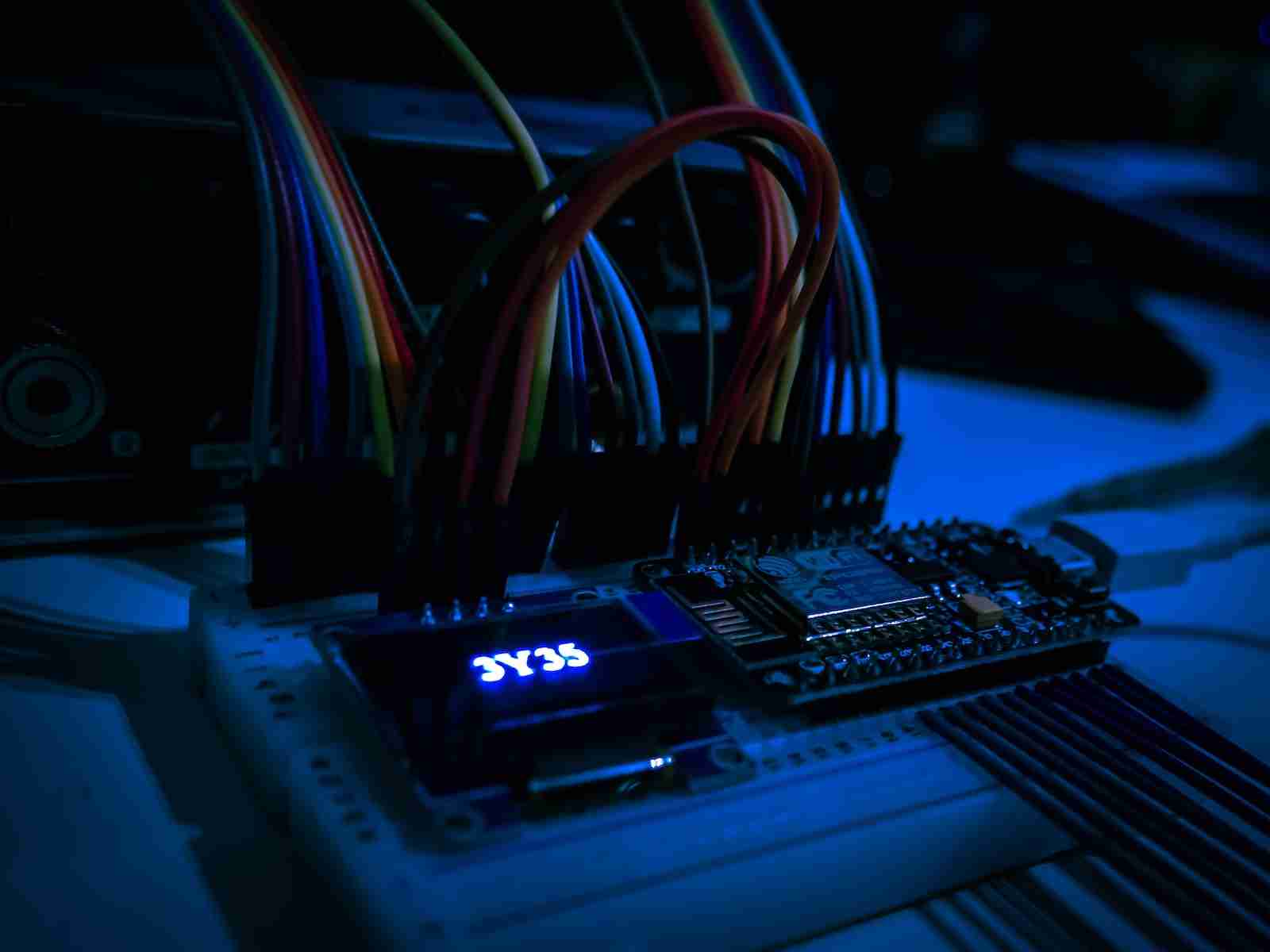 closeup photo of circuit board