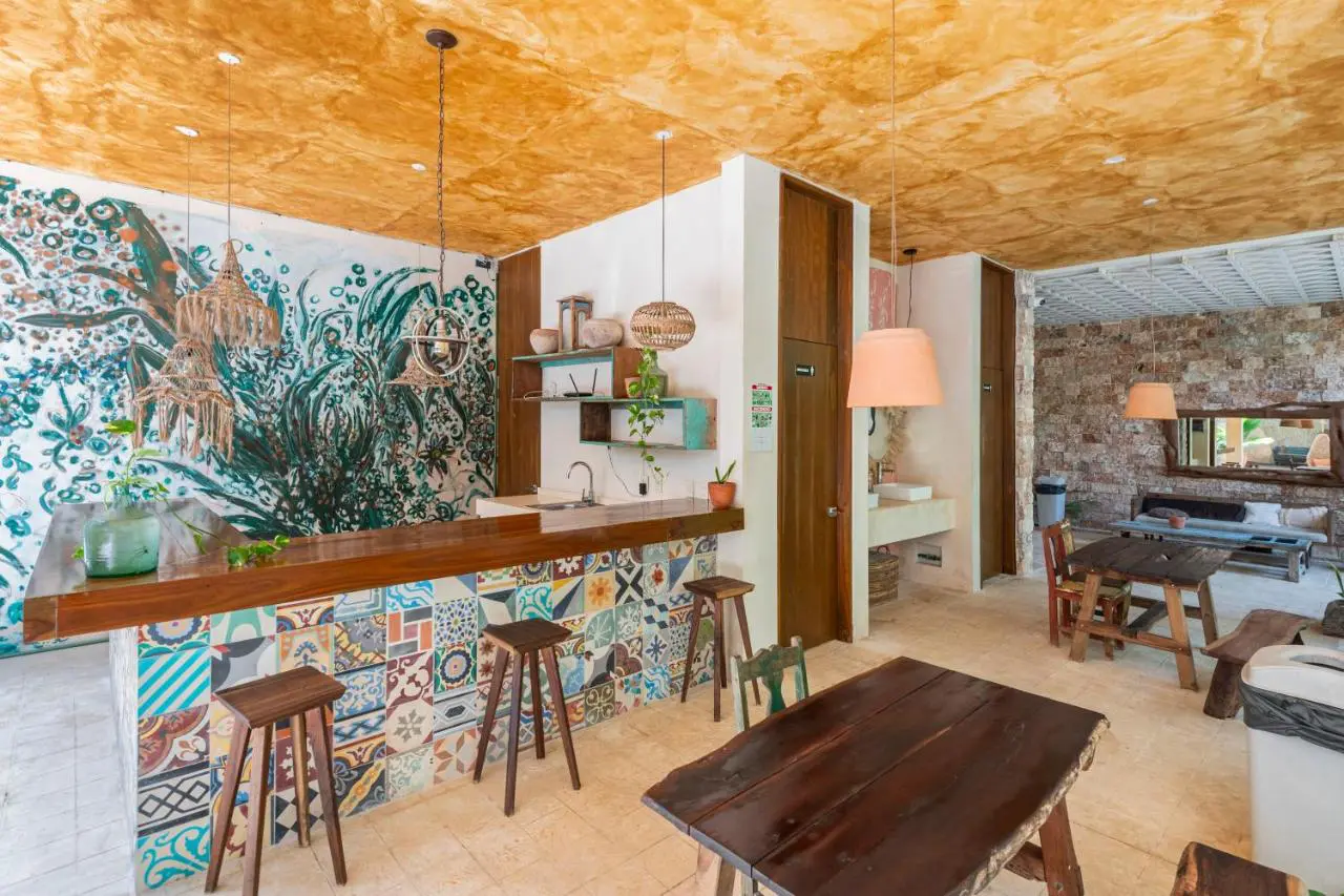 Luxury 3 Bed Condo, near Restaurants, Shops, Aldea Zama, Tulum | Rooflia