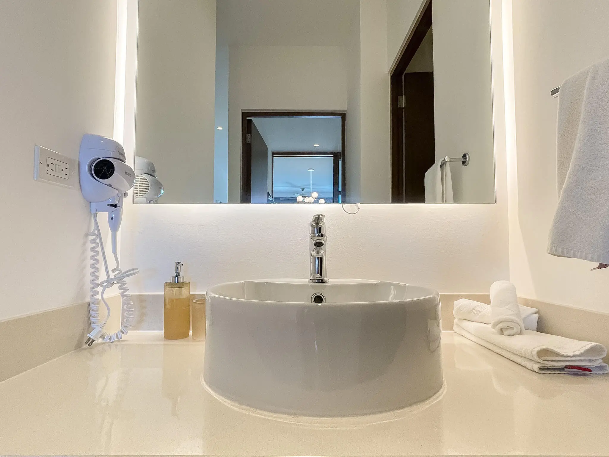 Prime Location, Best Amenities in Playa Del Carmen, Ipana 1 Bed | Rooflia