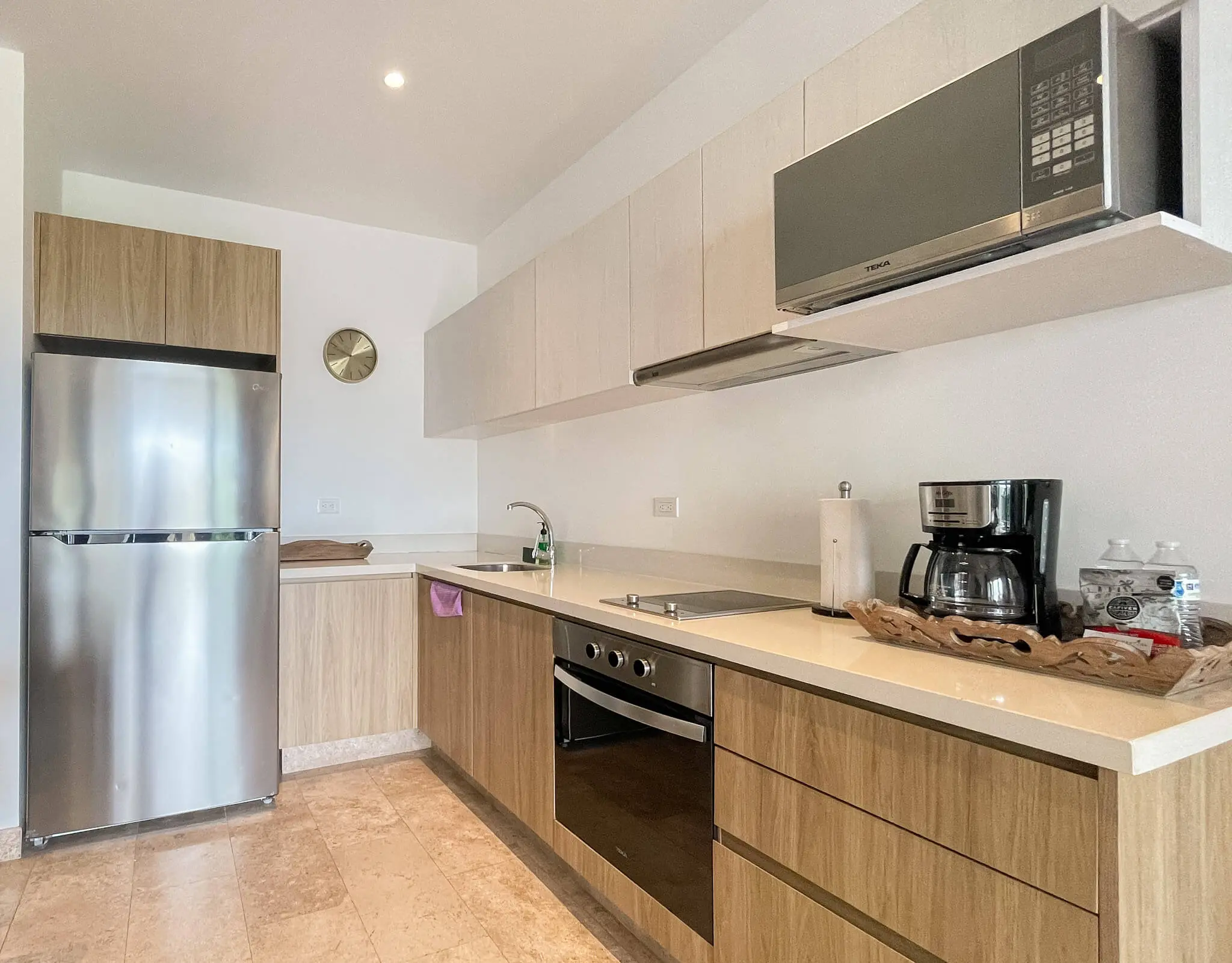 2 Bed Lock-Off Turnkey Building with Resort Style Amenities | Rooflia