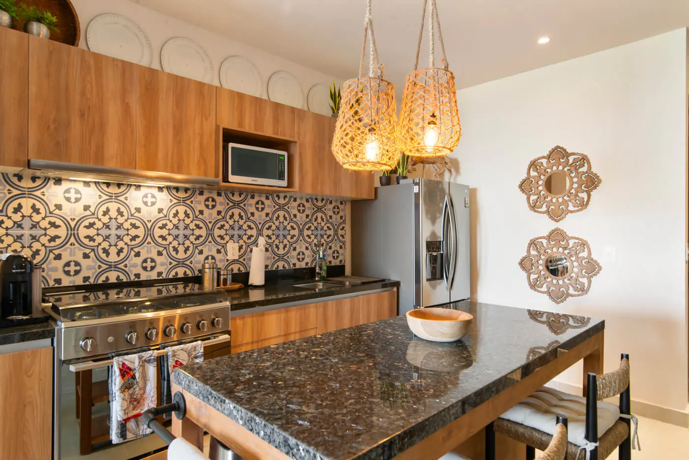Best Ocean View, Turnkey 2 Bed Santamar, Private Beach Club | Rooflia