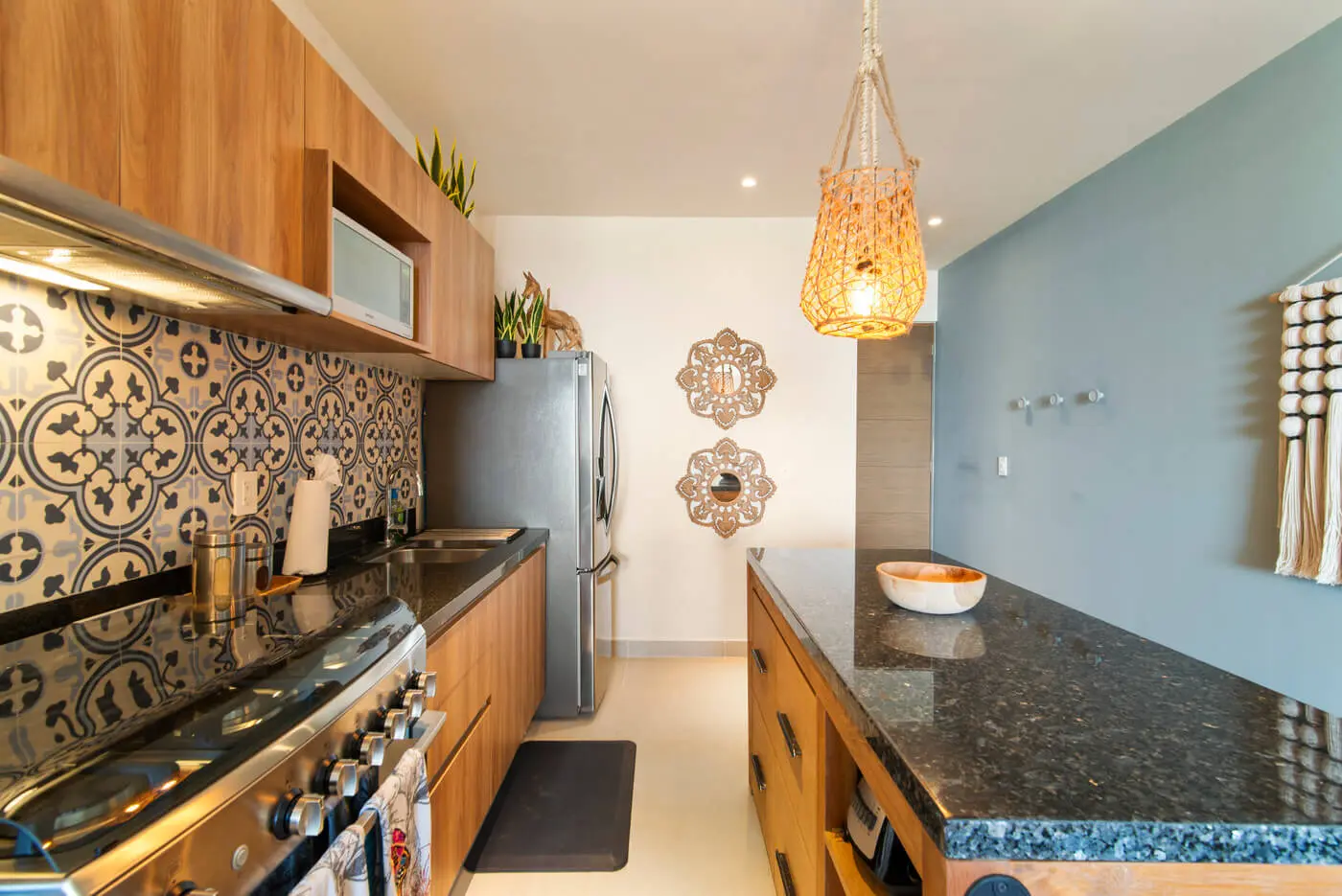 Best Ocean View, Turnkey 2 Bed Santamar, Private Beach Club | Rooflia