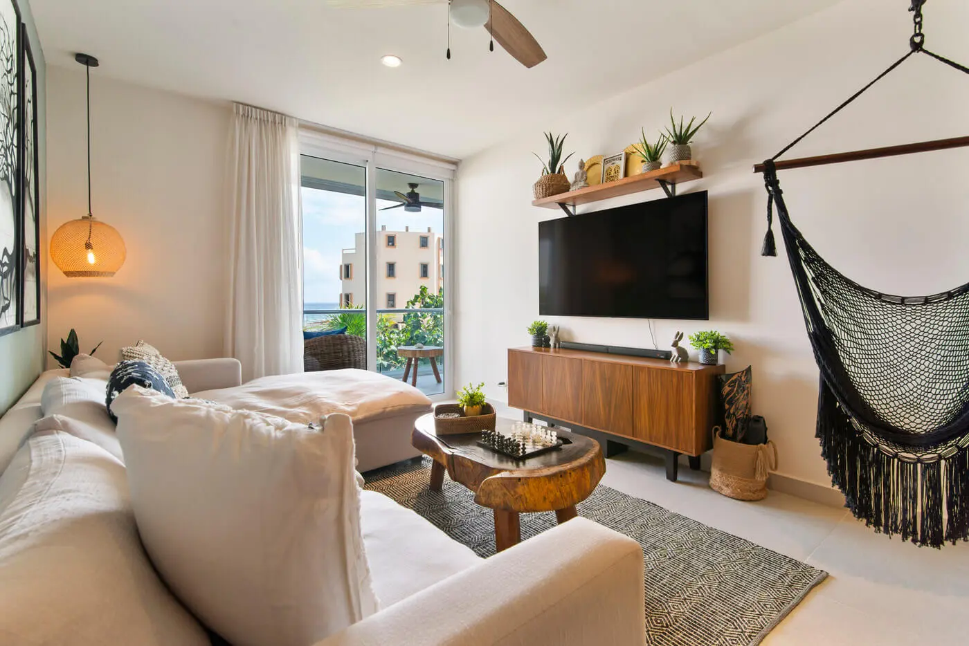 Best Ocean View, Turnkey 2 Bed Santamar, Private Beach Club | Rooflia