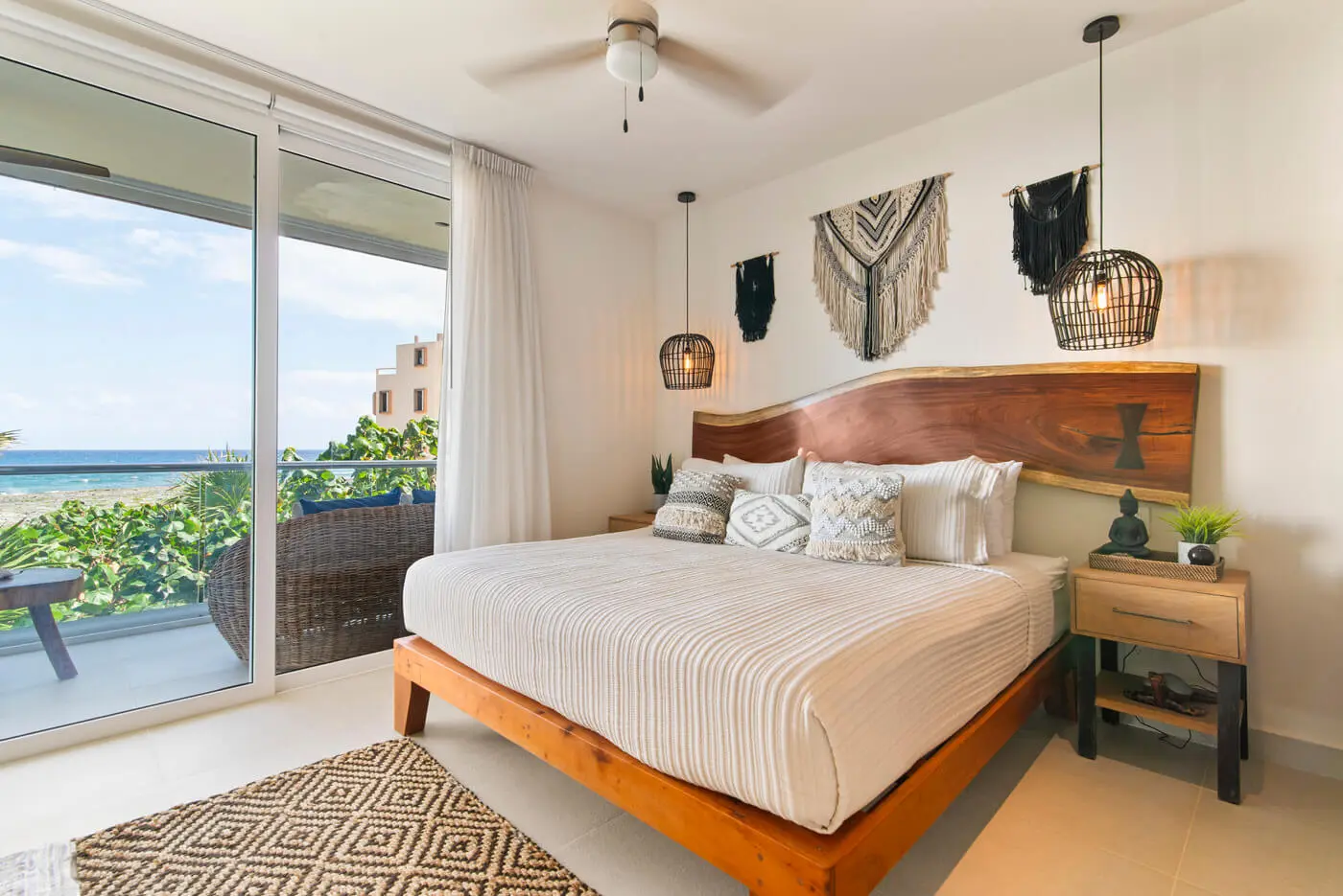 Best Ocean View, Turnkey 2 Bed Santamar, Private Beach Club | Rooflia