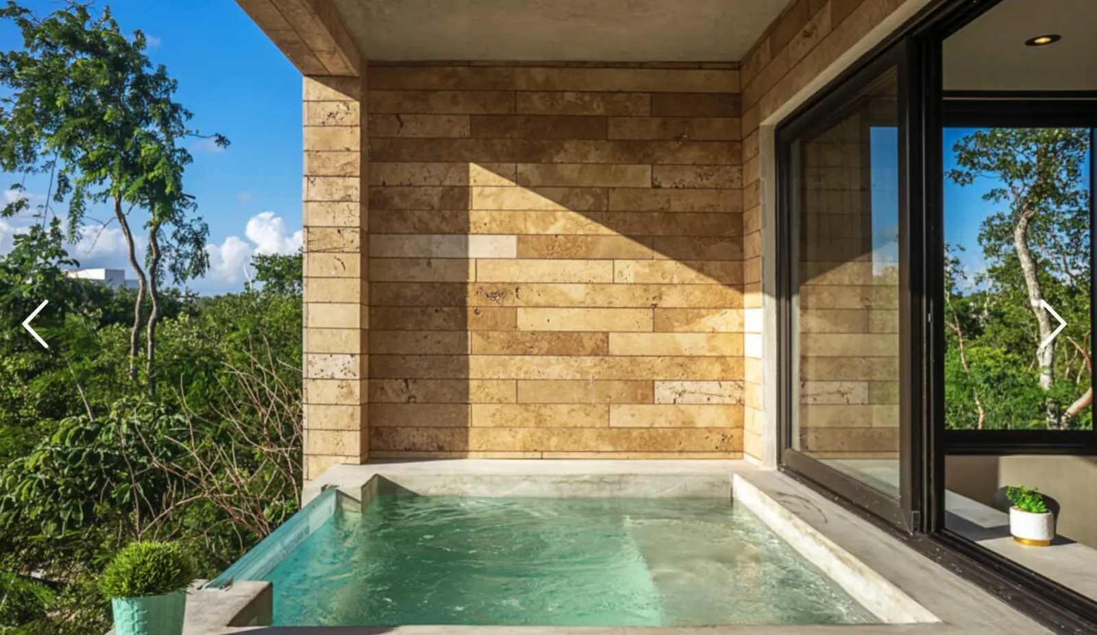 1 Bed 1 Bath  Condo For Sale In Region 15 [77760]