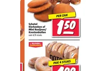 schotel eierkoeken of mini rozijnen krentenbollen