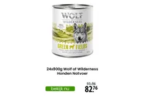 wolf of wilderness honden natvoer green fields
