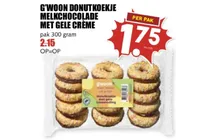 donutkoekje melkchocolade met gele creme