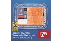 verse zalmfilet op huid