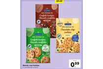 chocolate chip cookies