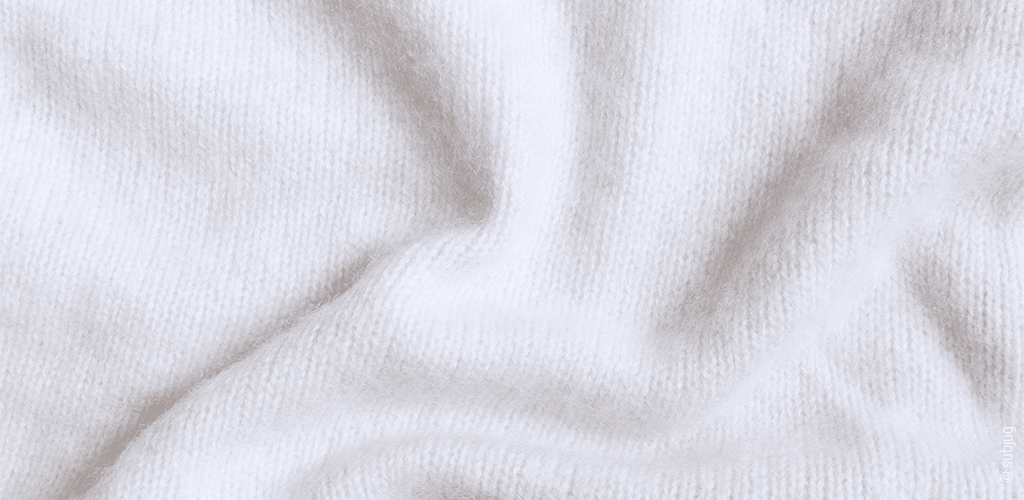 Foto: Ein Blick auf weiße, flauschige Wolle.