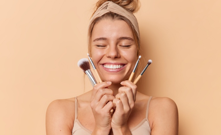 Preparação de pele para maquiagem: 7 dicas para a make perfeita