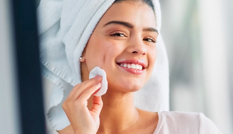 Preparação de pele para maquiagem: 7 dicas para a make perfeita